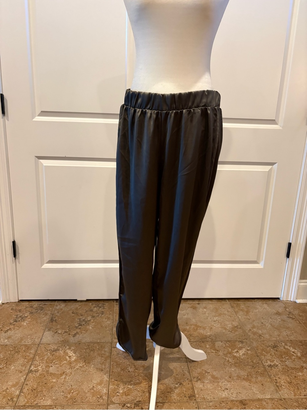 Satin jogger- Gray
